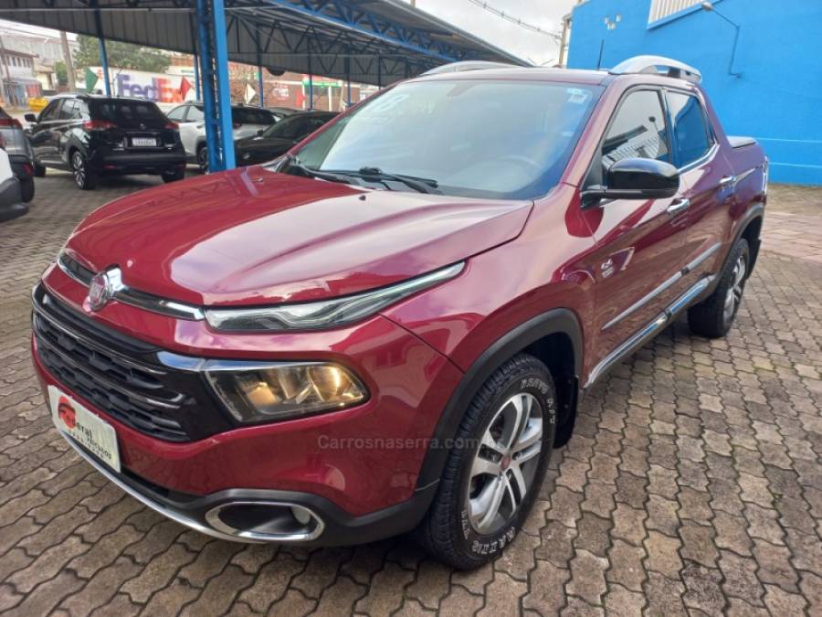FIAT - TORO - 2018/2018 - Vermelha - R$ 103.990,00