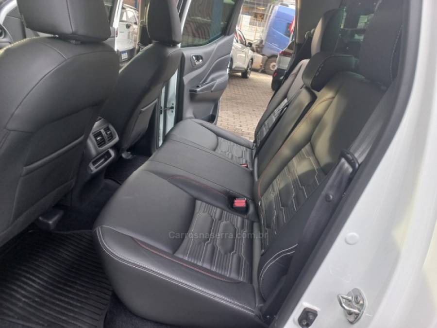 NISSAN - FRONTIER - 2023/2023 - Branca - R$ 219.990,00