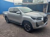 TOYOTA - HILUX - 2021/2021 - Prata - R$ 235.000,00