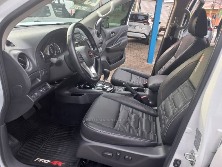 NISSAN - FRONTIER - 2023/2023 - Branca - R$ 219.990,00
