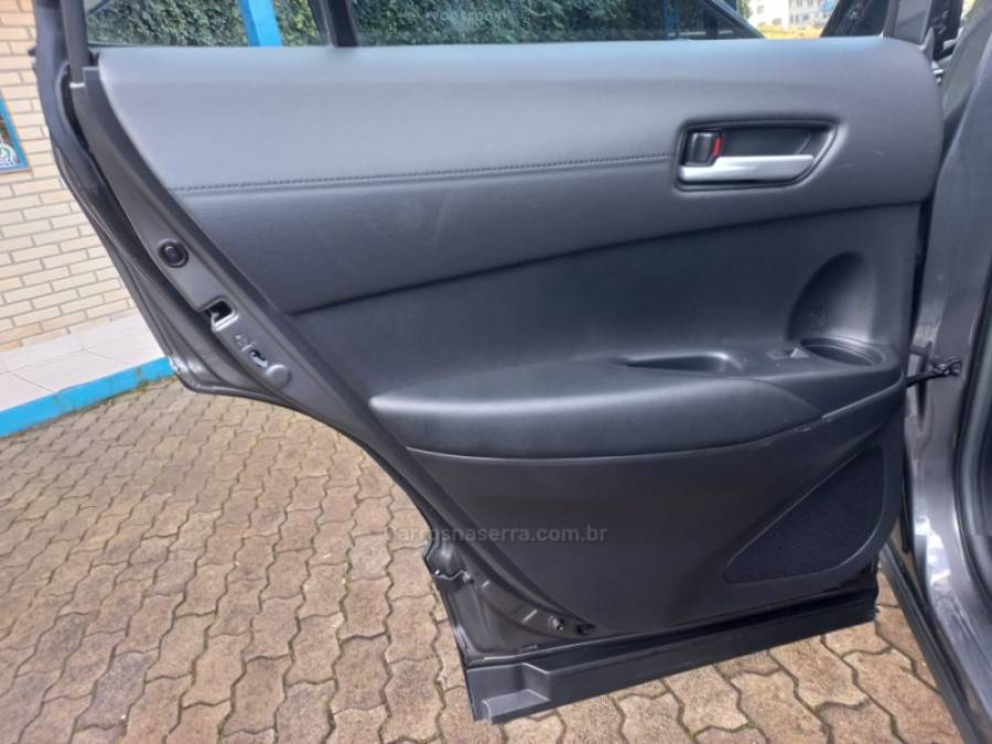 TOYOTA - COROLLA - 2023/2023 - Cinza - R$ 139.990,00