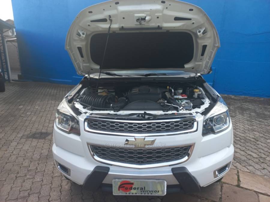 CHEVROLET - S10 - 2016/2016 - Branca - R$ 139.990,00
