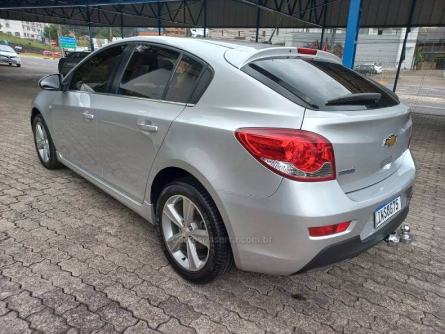 CHEVROLET - CRUZE - 2015/2015 - Prata - R$ 63.990,00