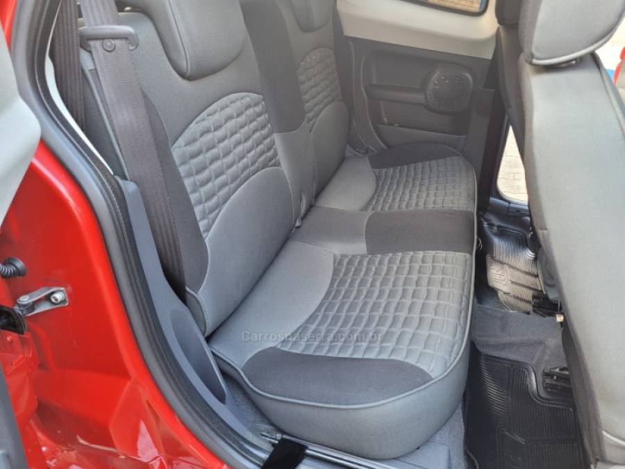 FIAT - STRADA - 2016/2016 - Vermelha - R$ 72.999,00