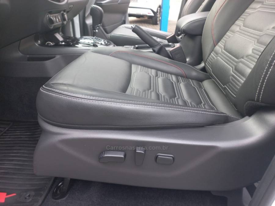 NISSAN - FRONTIER - 2023/2023 - Branca - R$ 219.990,00