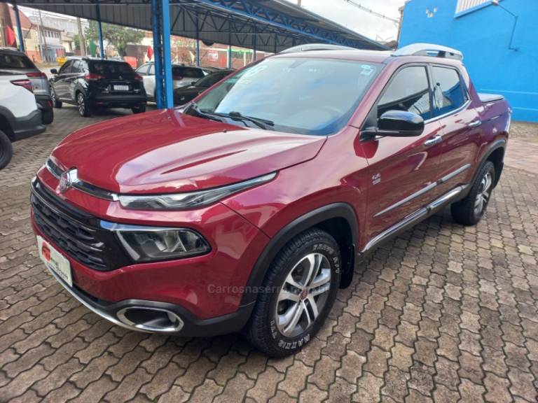 FIAT - TORO - 2018/2018 - Vermelha - R$ 103.990,00
