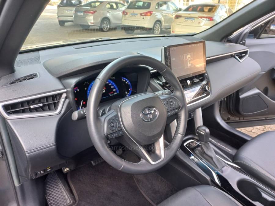 TOYOTA - COROLLA - 2023/2023 - Cinza - R$ 139.990,00
