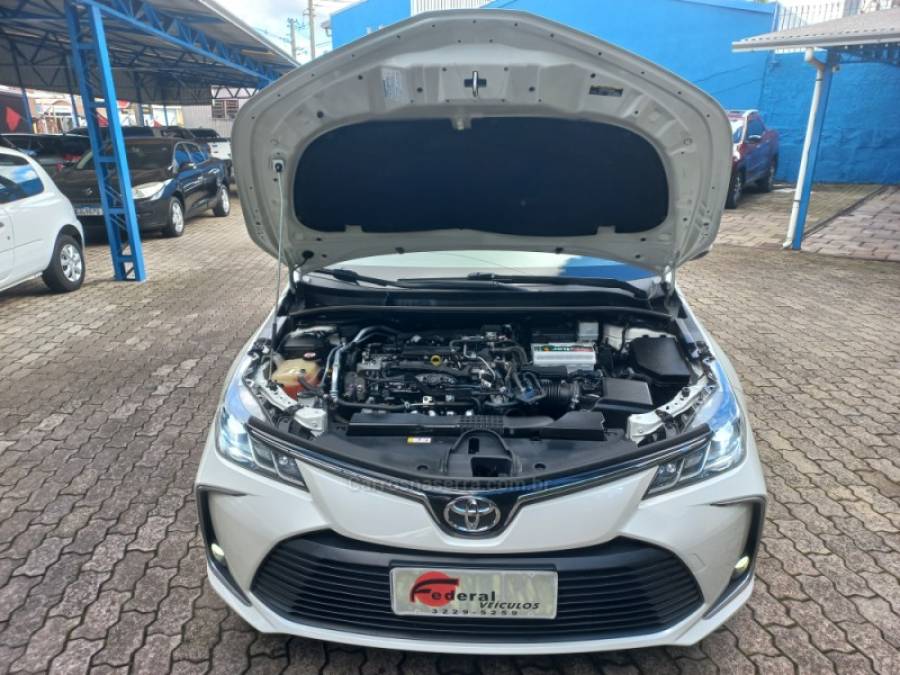 TOYOTA - COROLLA - 2020/2020 - Branca - R$ 118.990,00