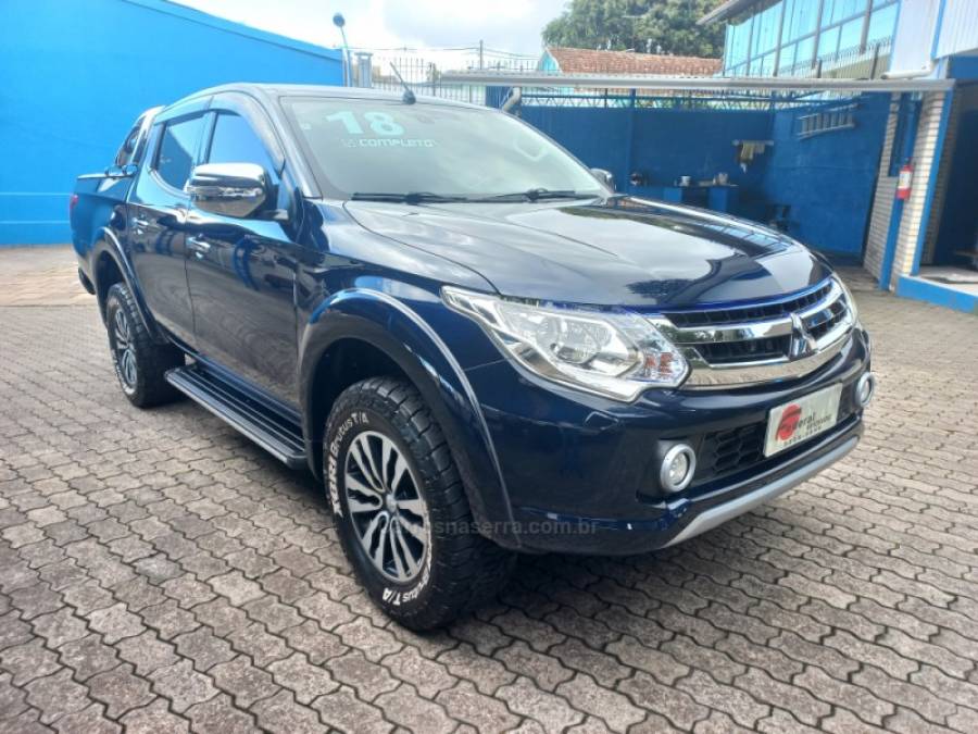 MITSUBISHI - L200 TRITON - 2018/2018 - Azul - R$ 155.000,00