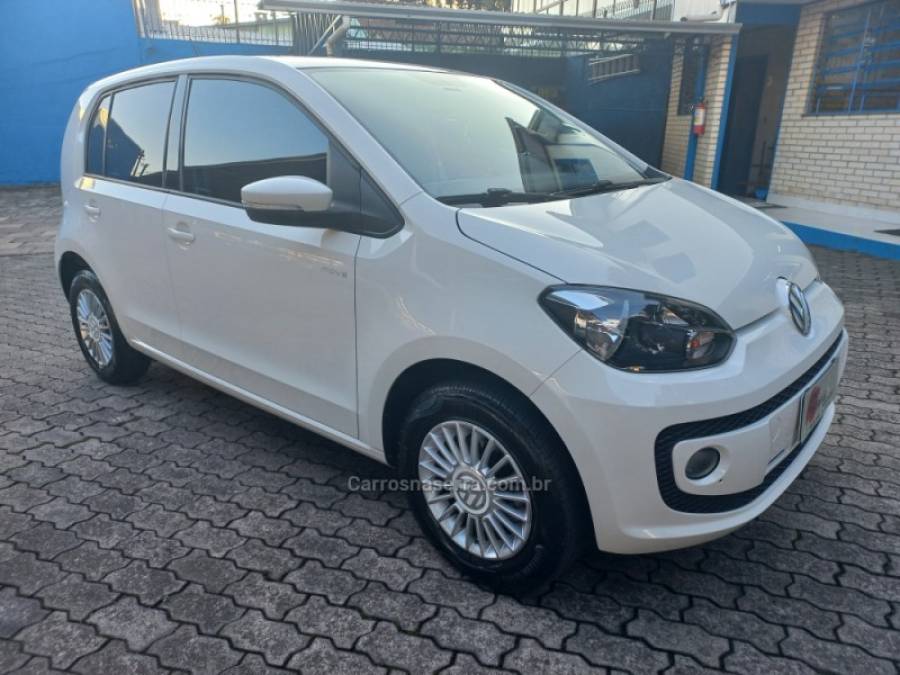 VOLKSWAGEN - UP - 2017/2017 - Branca - R$ 57.990,00