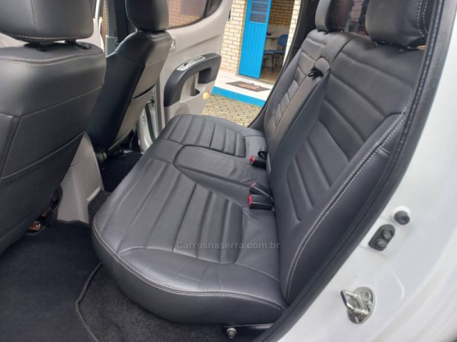 MITSUBISHI - L200 TRITON - 2013/2013 - Branca - R$ 120.000,00