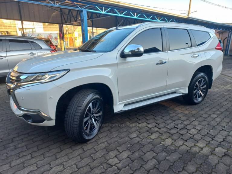 MITSUBISHI - PAJERO SPORT - 2020/2020 - Branca - R$ 239.990,00