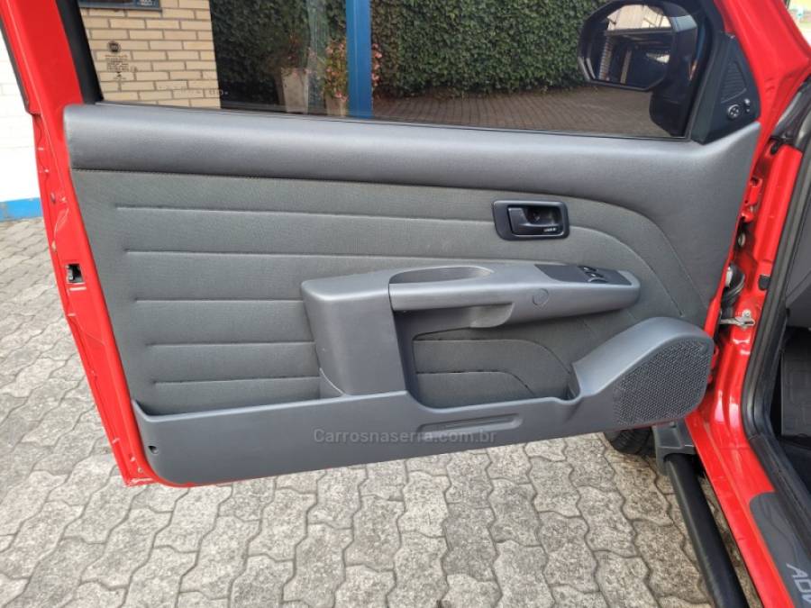 FIAT - STRADA - 2016/2016 - Vermelha - R$ 72.999,00