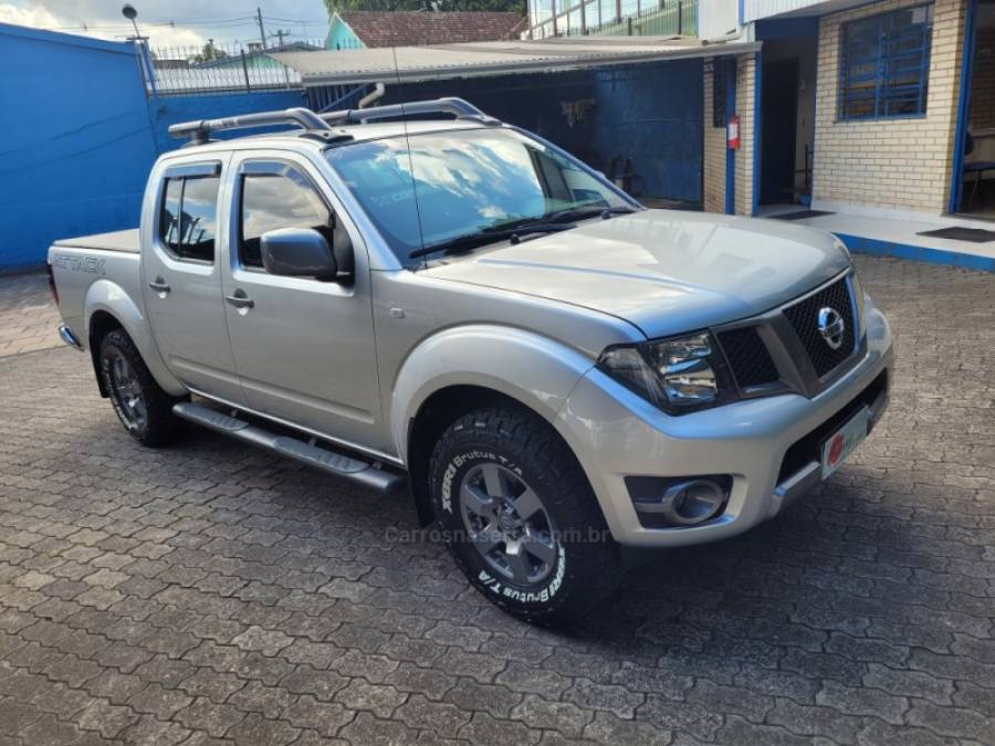 NISSAN - FRONTIER - 2016/2016 - Prata - R$ 120.000,00