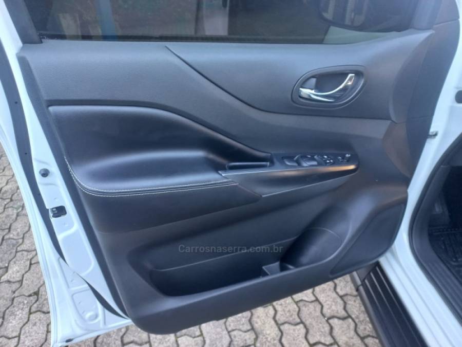 NISSAN - FRONTIER - 2023/2023 - Branca - R$ 219.990,00