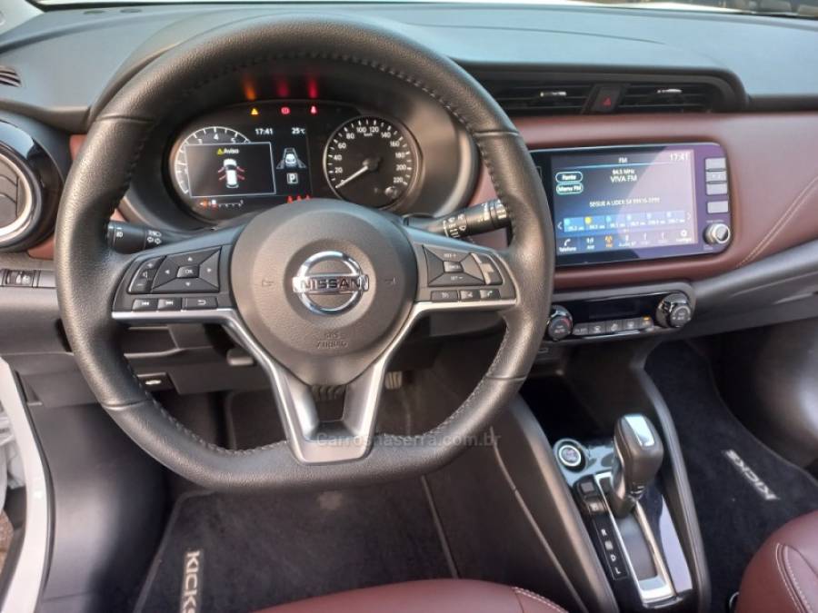 NISSAN - KICKS - 2022/2022 - Branca - R$ 104.990,00