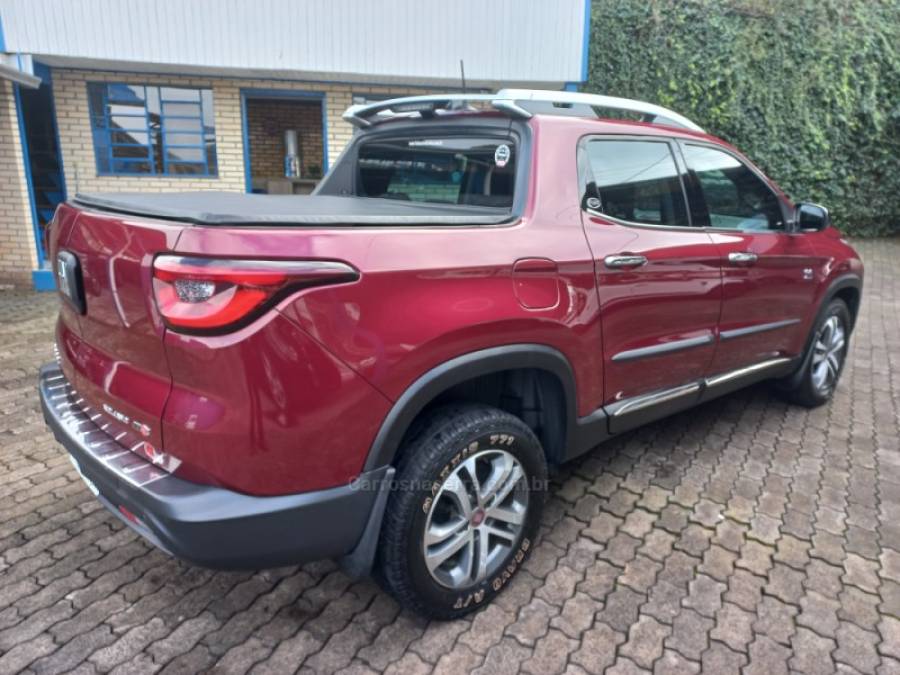 FIAT - TORO - 2018/2018 - Vermelha - R$ 103.990,00