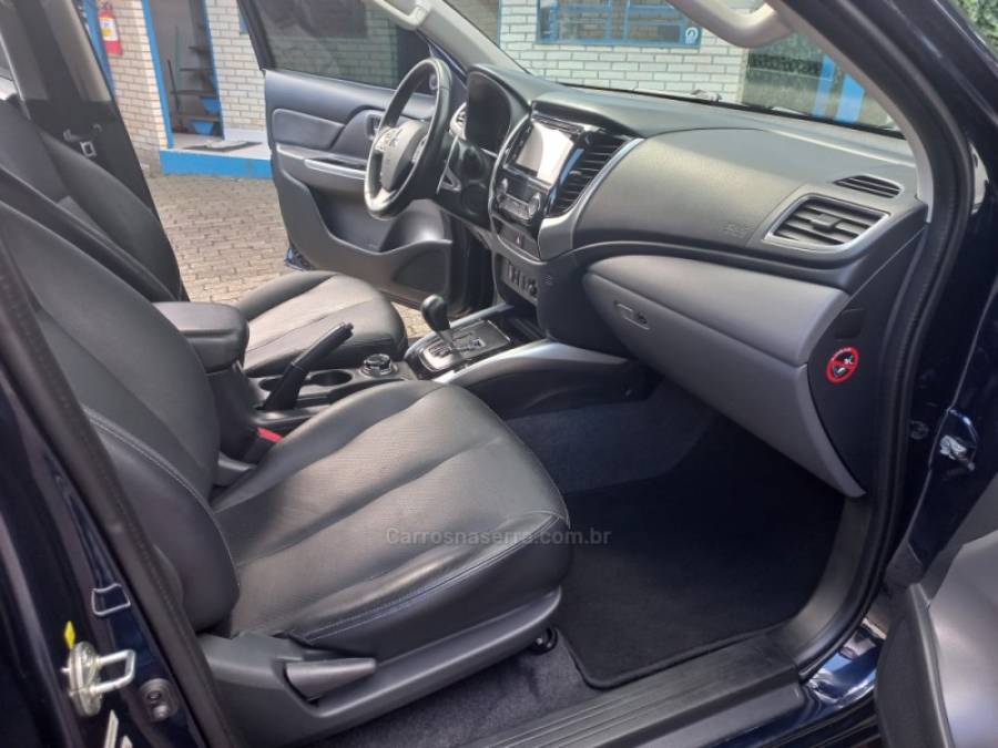 MITSUBISHI - L200 TRITON - 2018/2018 - Azul - R$ 155.000,00