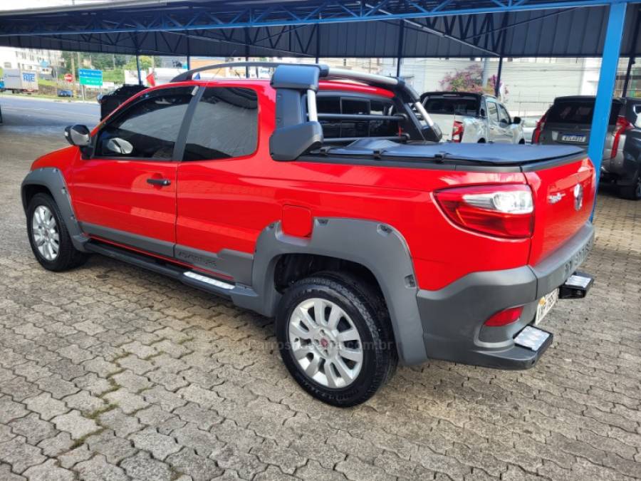 FIAT - STRADA - 2016/2016 - Vermelha - R$ 72.999,00