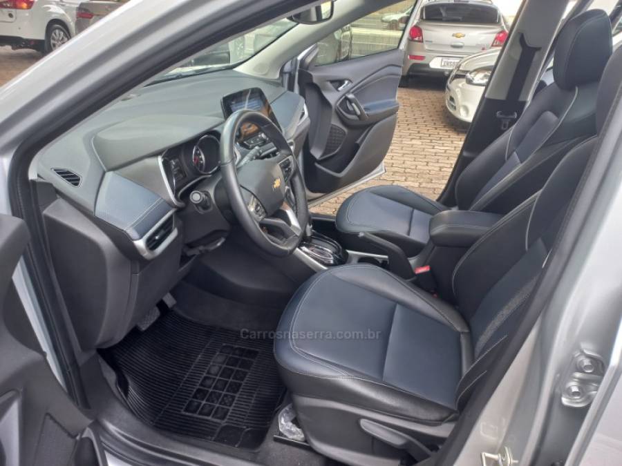 CHEVROLET - TRACKER - 2021/2021 - Prata - R$ 108.990,00
