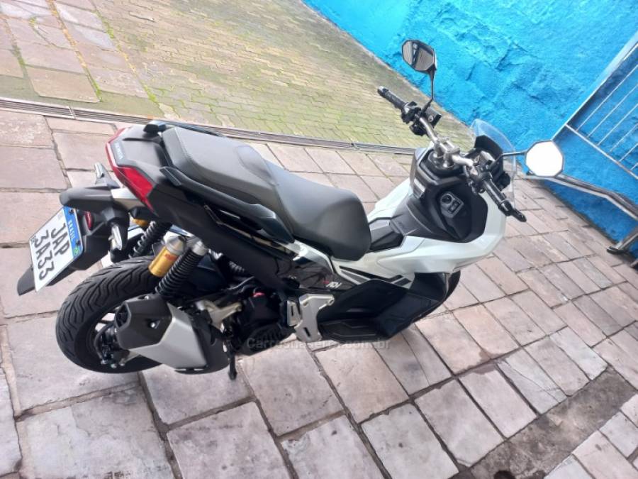 HONDA - ADV 150 - 2021/2021 - Branca - R$ 21.990,00