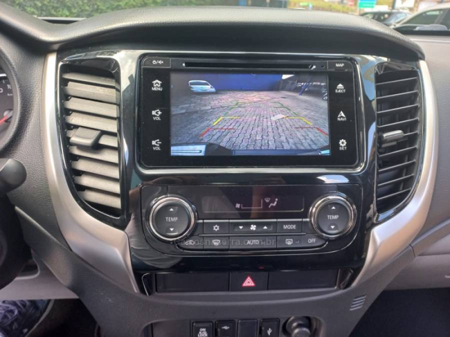 MITSUBISHI - L200 TRITON - 2018/2018 - Azul - R$ 155.000,00