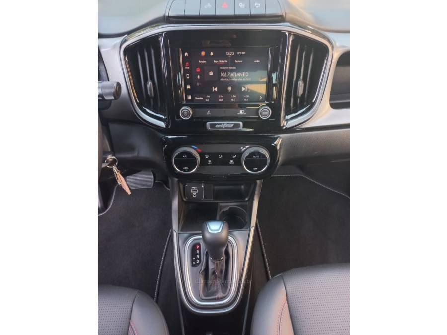 FIAT - STRADA - 2025/2025 - Prata - R$ 129.900,00