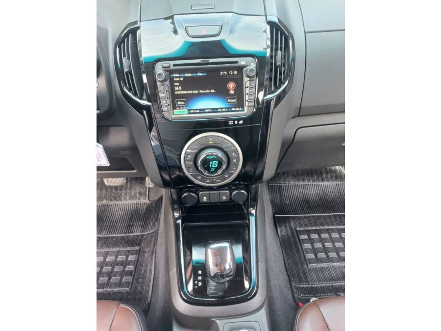 CHEVROLET - S10 - 2016/2016 - Branca - R$ 139.990,00