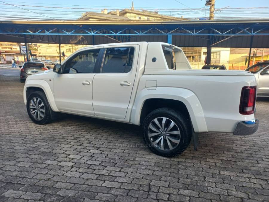 VOLKSWAGEN - AMAROK - 2020/2020 - Branca - R$ 169.990,00