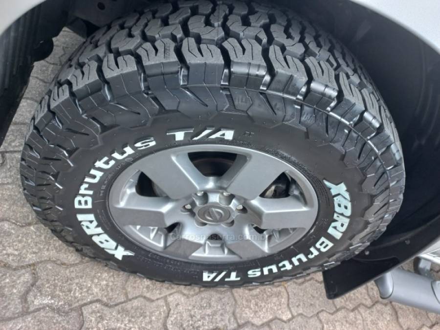 NISSAN - FRONTIER - 2014/2014 - Prata - R$ 89.990,00