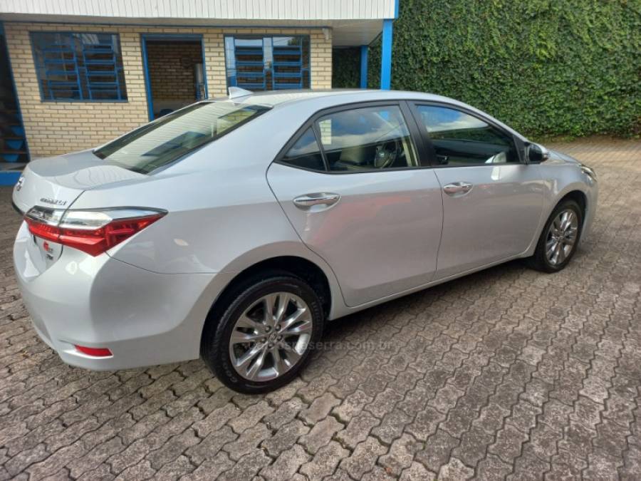 TOYOTA - COROLLA - 2019/2019 - Prata - R$ 107.990,00