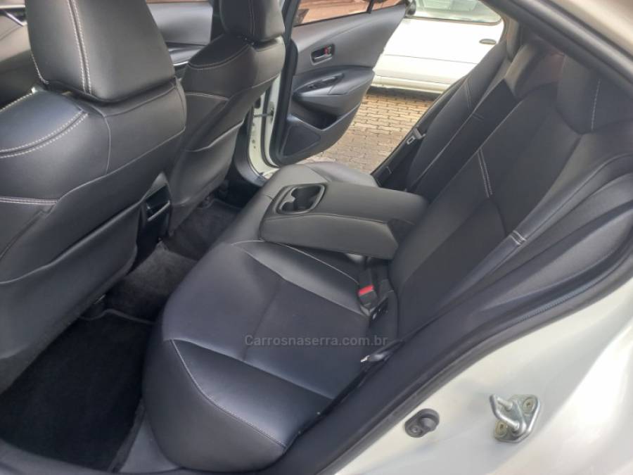 TOYOTA - COROLLA - 2020/2020 - Branca - R$ 118.990,00