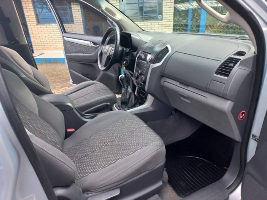 CHEVROLET - S10 - 2013/2013 - Prata - R$ 88.000,00