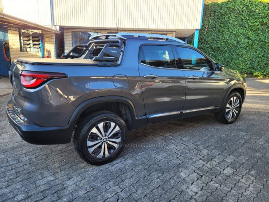 FIAT - TORO - 2025/2025 - Cinza - R$ 152.990,00