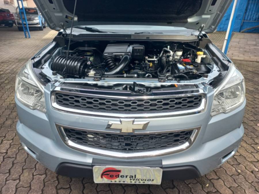 CHEVROLET - S10 - 2013/2013 - Prata - R$ 88.000,00