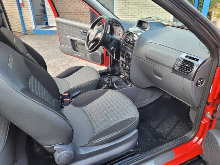 FIAT - STRADA - 2016/2016 - Vermelha - R$ 72.999,00