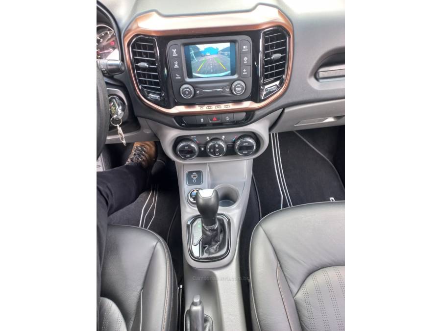 FIAT - TORO - 2018/2018 - Vermelha - R$ 103.990,00