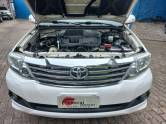 TOYOTA - HILUX SW4 - 2015/2015 - Branca - R$ 149.990,00