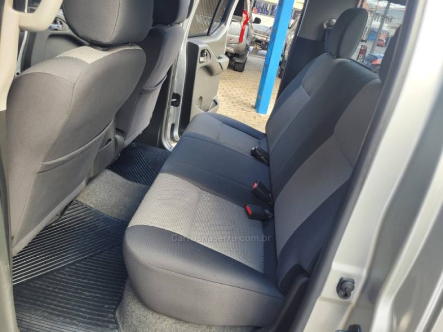 NISSAN - FRONTIER - 2016/2016 - Prata - R$ 120.000,00