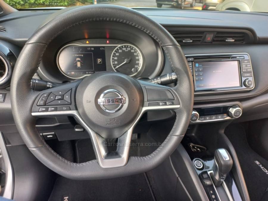 NISSAN - KICKS - 2017/2017 - Prata - R$ 79.990,00