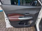 NISSAN - KICKS - 2022/2022 - Branca - R$ 104.990,00