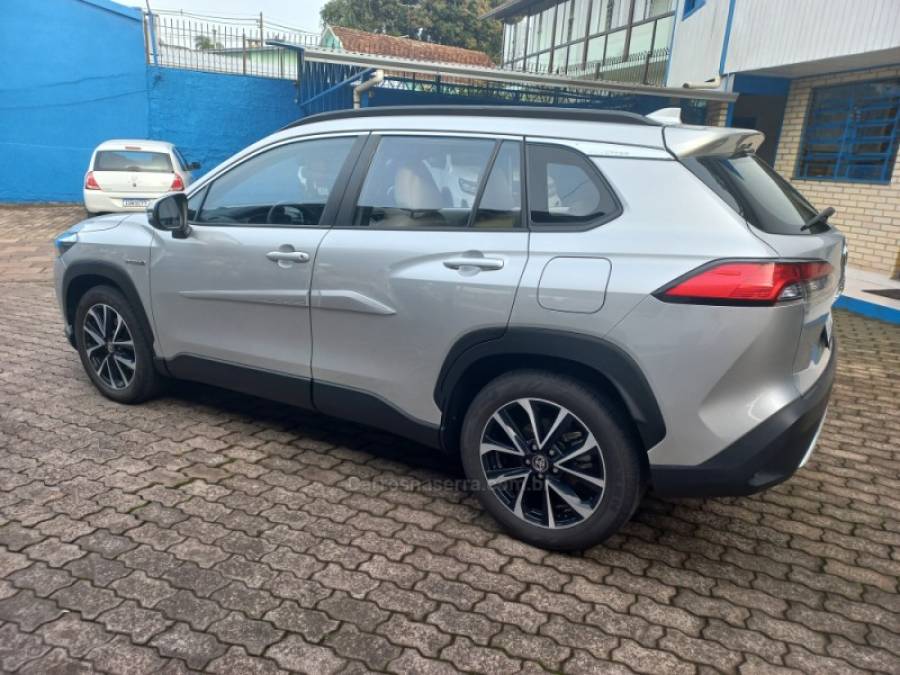 TOYOTA - COROLLA - 2022/2022 - Prata - R$ 150.990,00