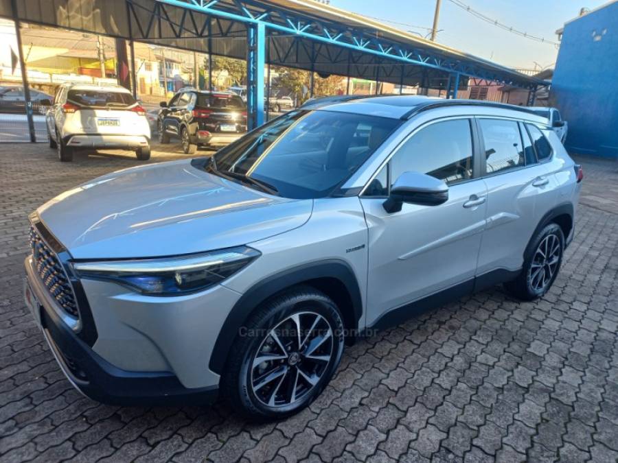 TOYOTA - COROLLA - 2022/2022 - Prata - R$ 149.990,00