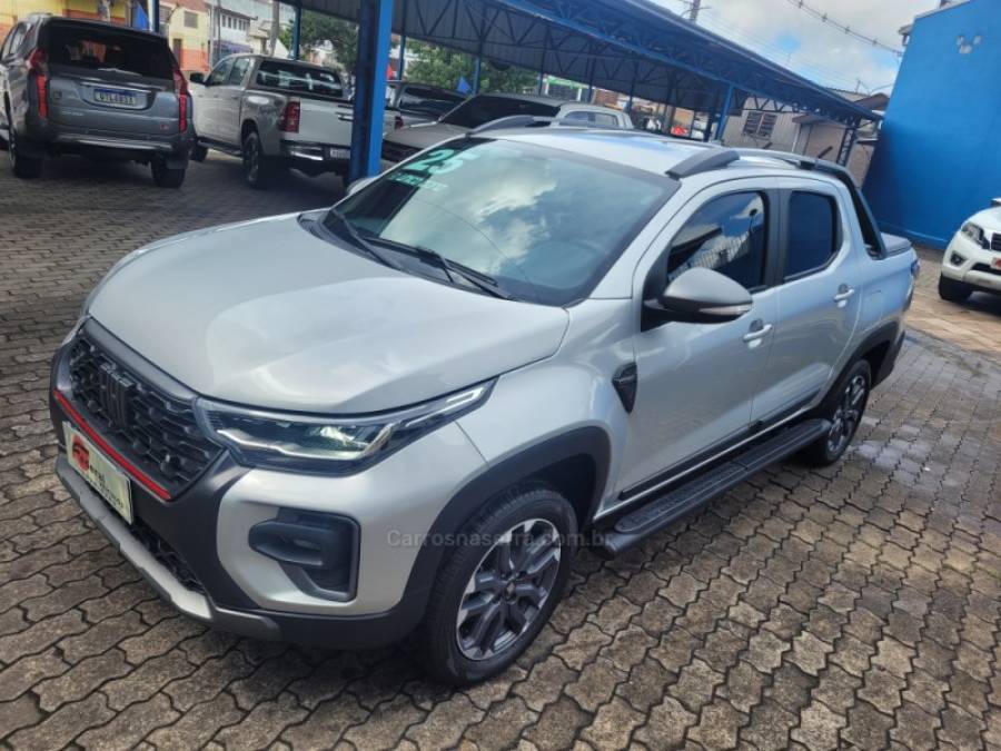 FIAT - STRADA - 2025/2025 - Prata - R$ 129.900,00