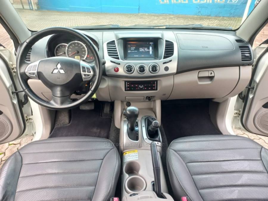 MITSUBISHI - L200 TRITON - 2013/2013 - Branca - R$ 120.000,00