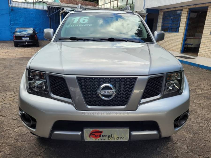 NISSAN - FRONTIER - 2016/2016 - Prata - R$ 120.000,00