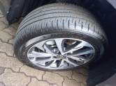 TOYOTA - COROLLA - 2023/2023 - Cinza - R$ 139.990,00