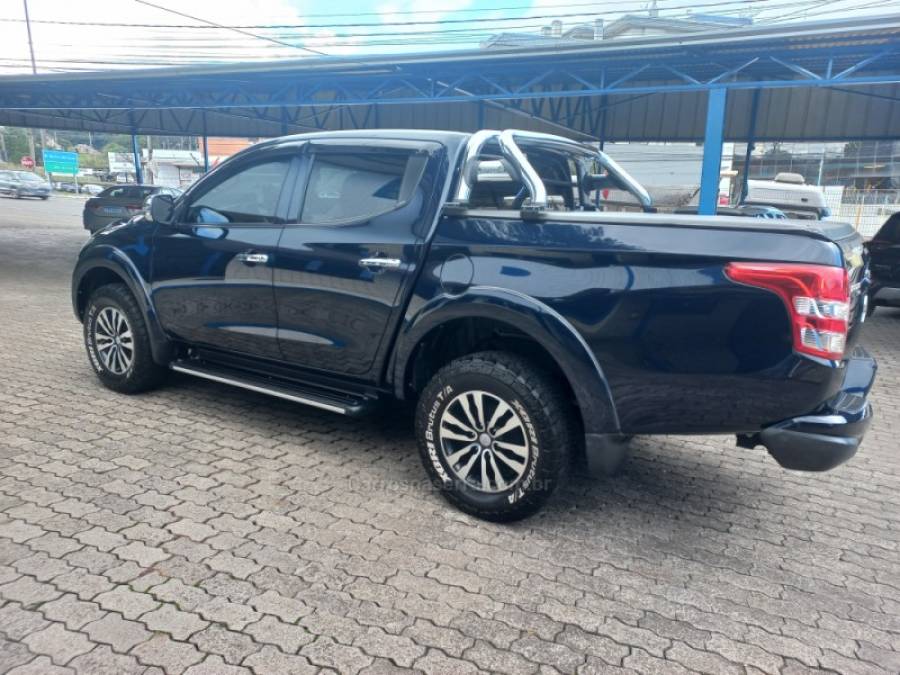 MITSUBISHI - L200 TRITON - 2018/2018 - Azul - R$ 155.000,00
