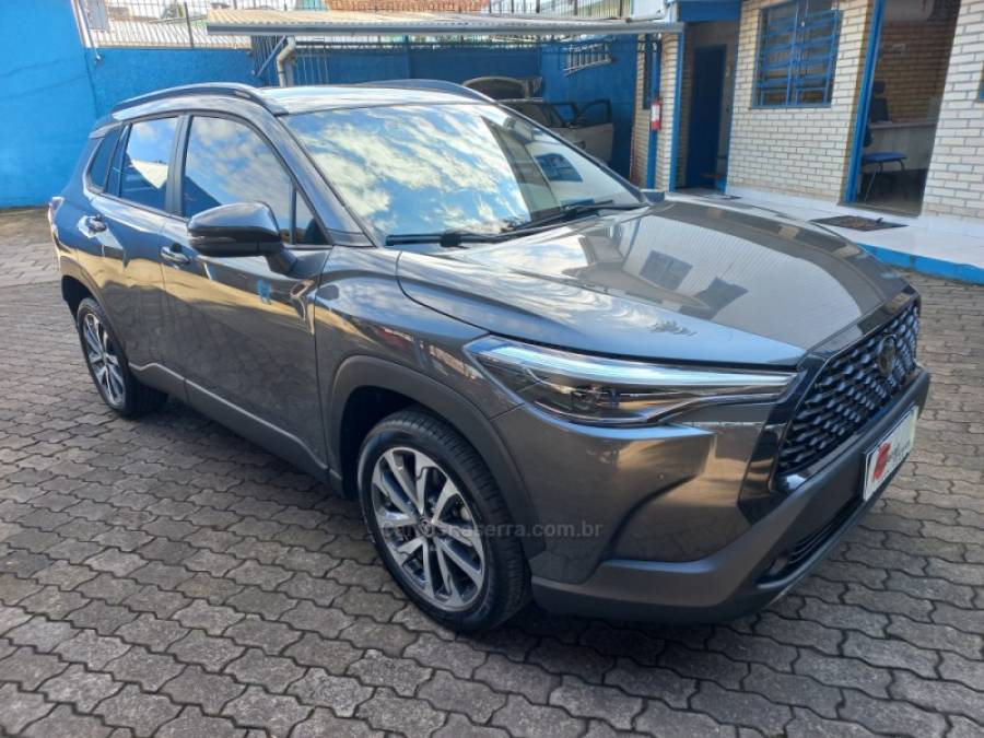 TOYOTA - COROLLA - 2023/2023 - Cinza - R$ 139.990,00
