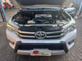 TOYOTA - HILUX - 2017/2017 - Branca - R$ 166.990,00